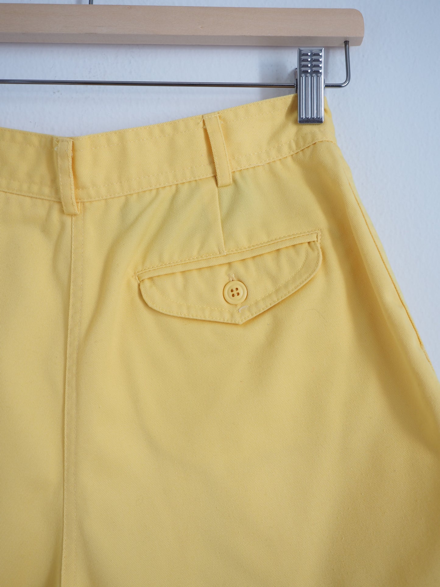 Pre-Owned Vintage Domino Shorts (26")