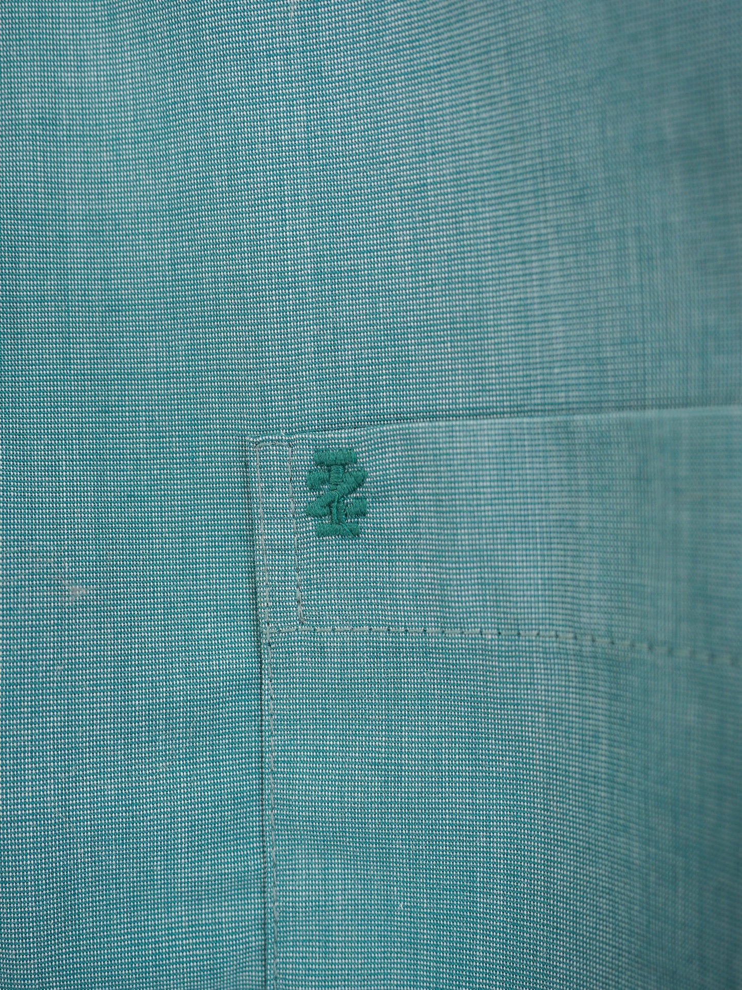 Pre-Owned IZOD Shirt (M)