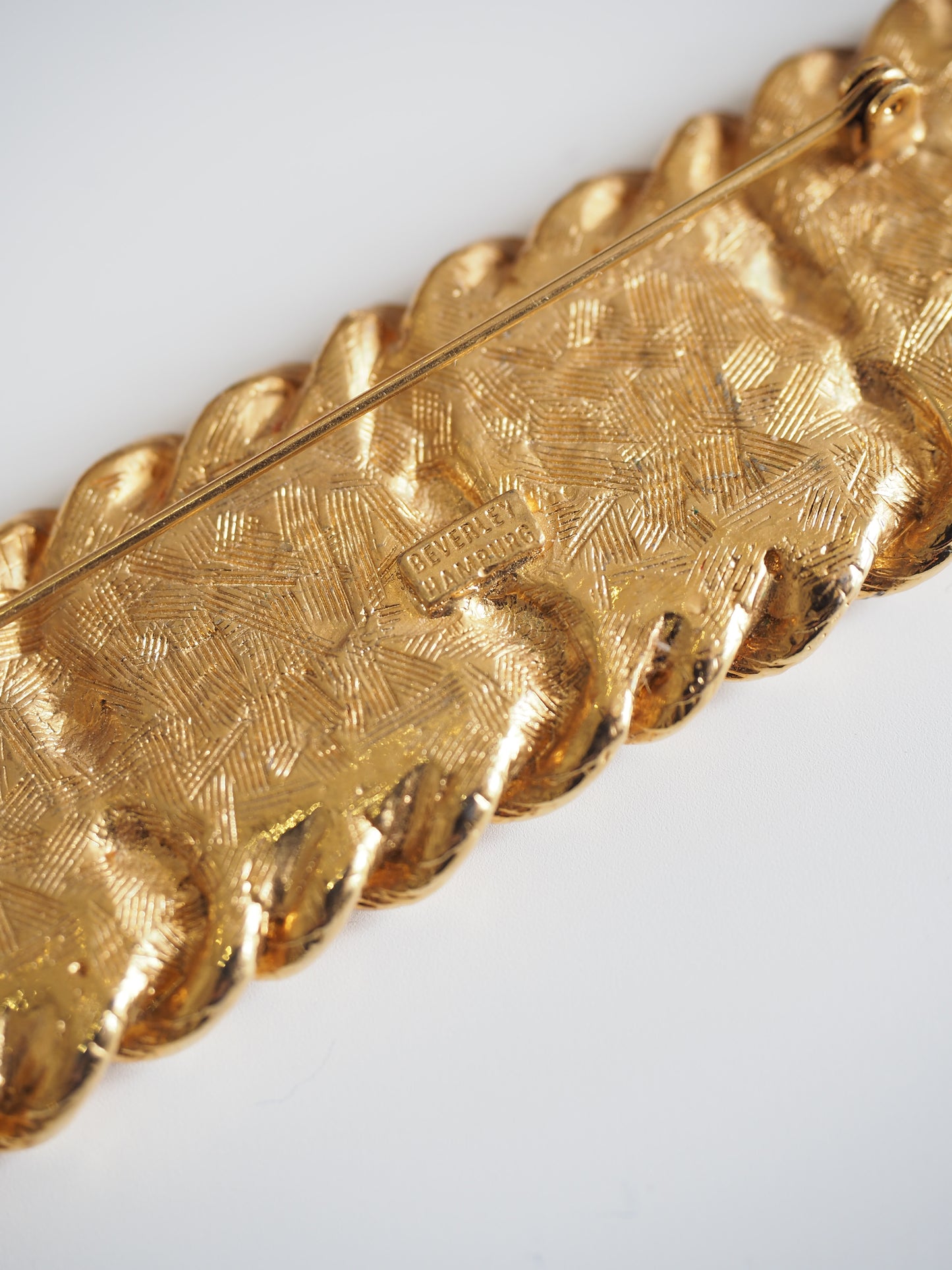 Pre-Owned Vintage Beverley Hamburg Brooch