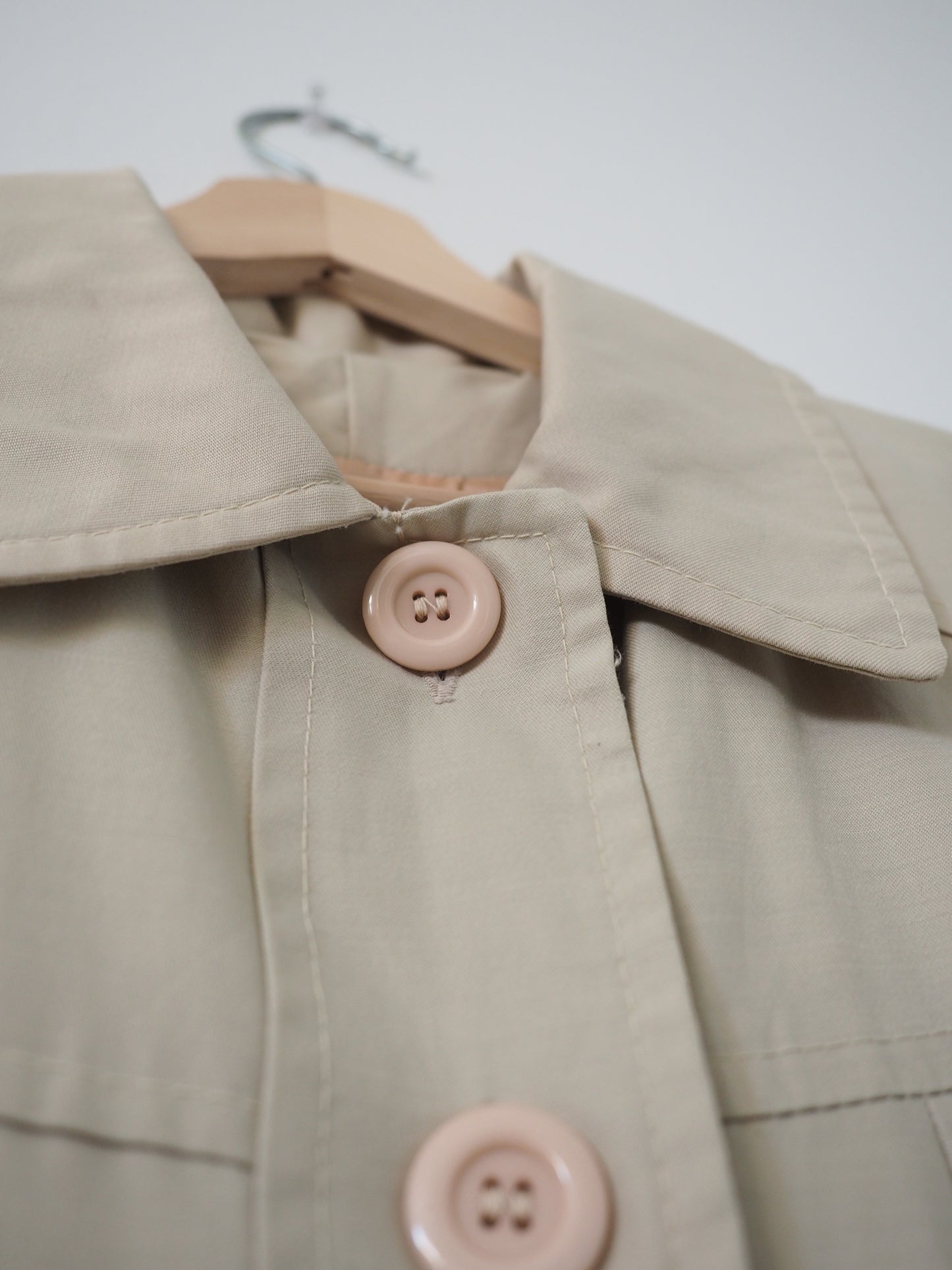 Pre-Owned Vintage Short Collar Trench Coat (S)