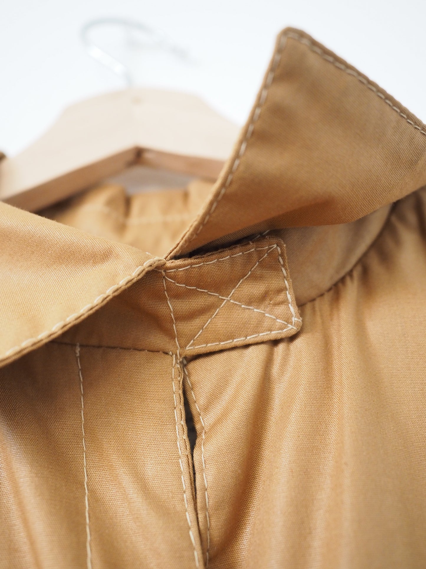 Pre-Owned Vintage Carpet Baggers Trench (M)