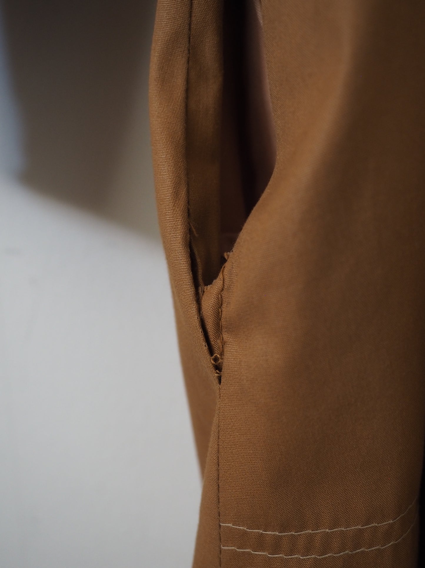 Pre-Owned Vintage Carpet Baggers Trench (M)