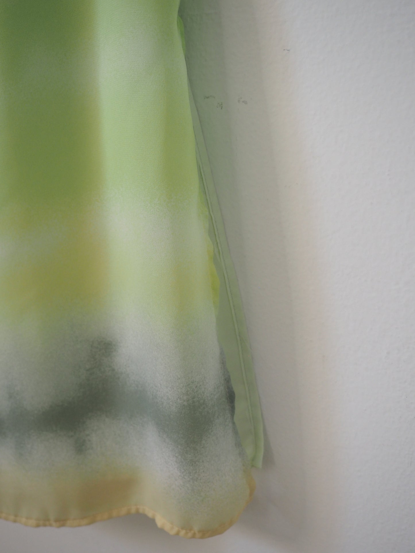 Pre-Owned Vintage Personi Slip Skirt (24")