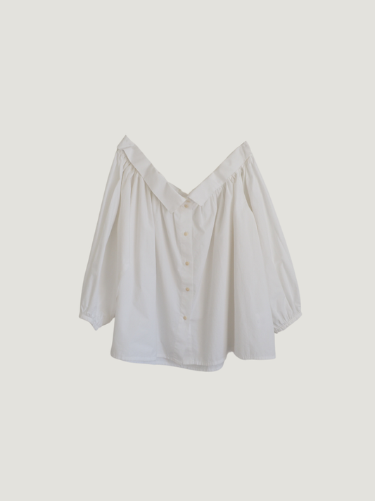 Pre-Owned Mr. Larkin Off the Shoulder Blouse (S)