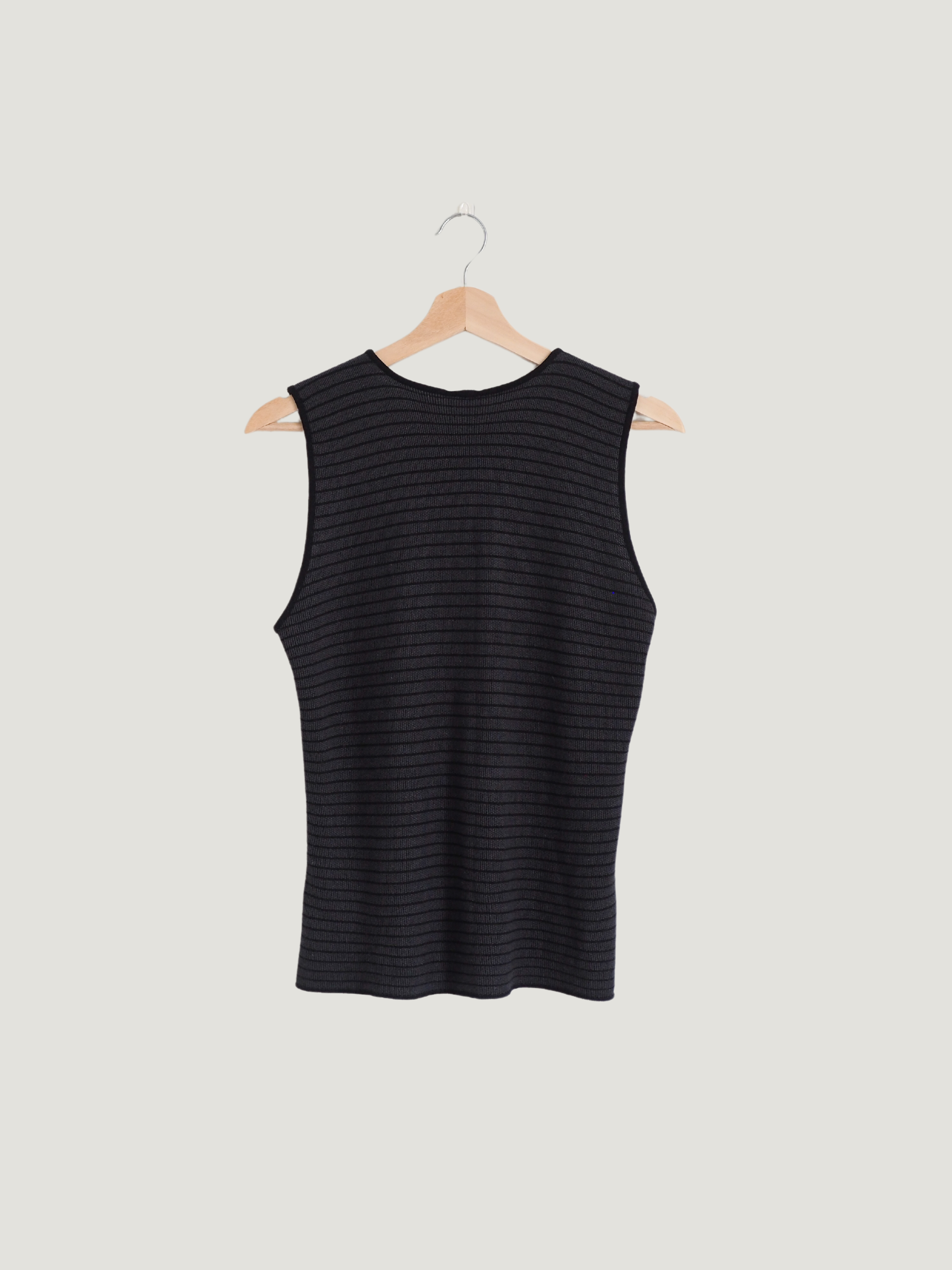 Pre-Owned ARMANI Collezioni Knit Tank (M)