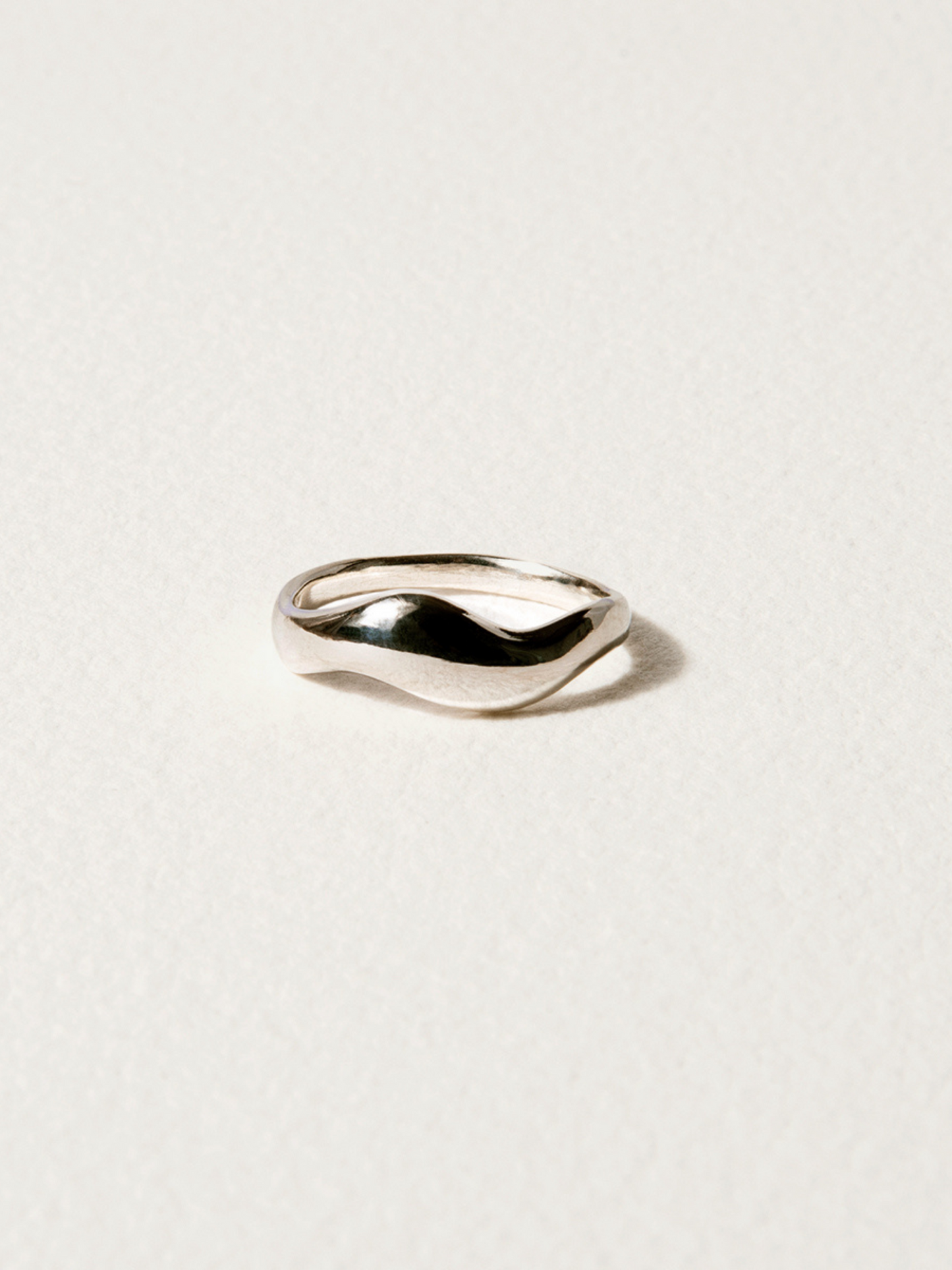 Vimeria Flow Ring Moderate