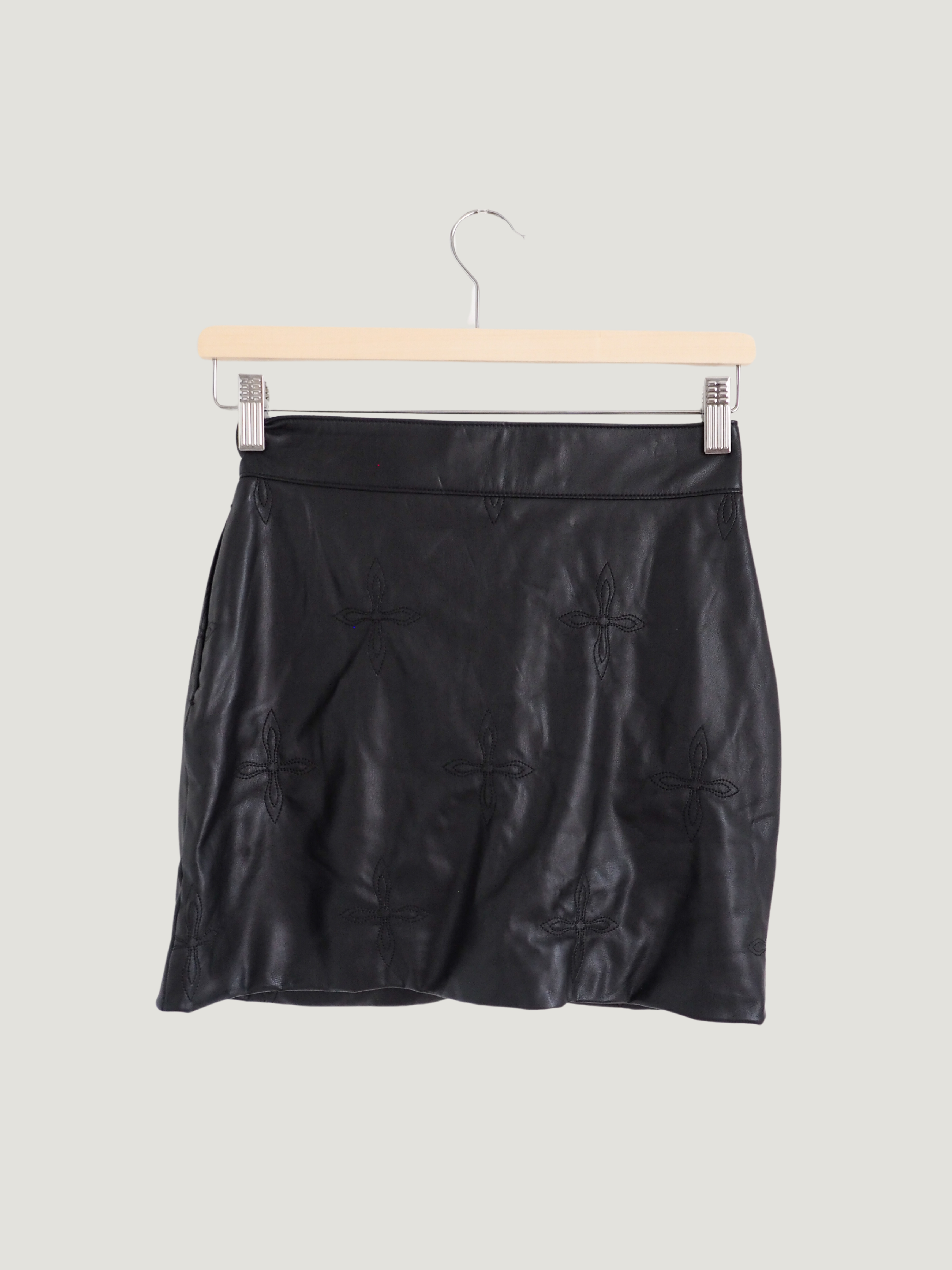 Pre-Owned SMFK Faux Leather Skirt (XS)