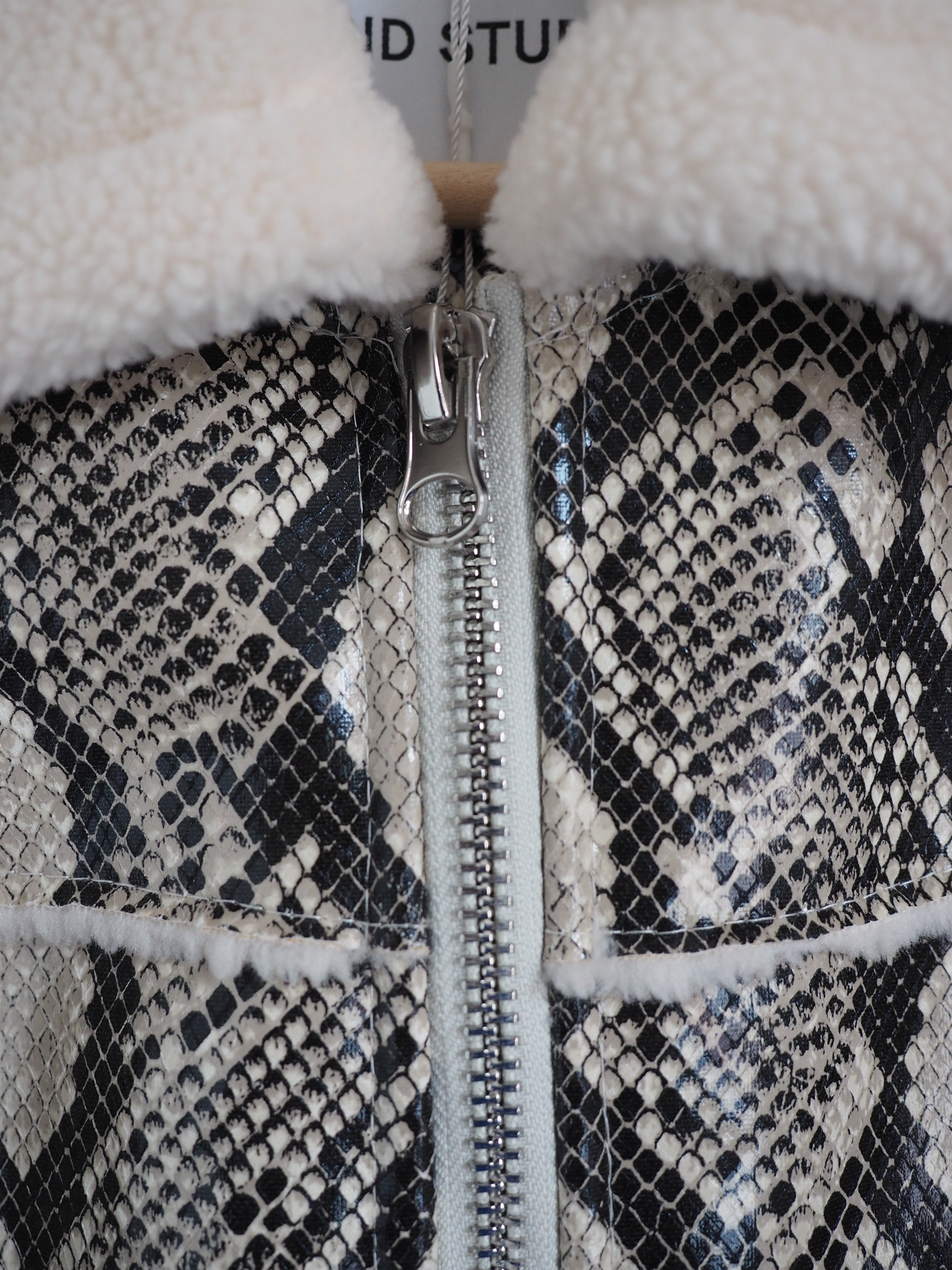 Pre-Owned STAND STUDIO Maj Faux Fur & Leather Python Jacket (XS/S)