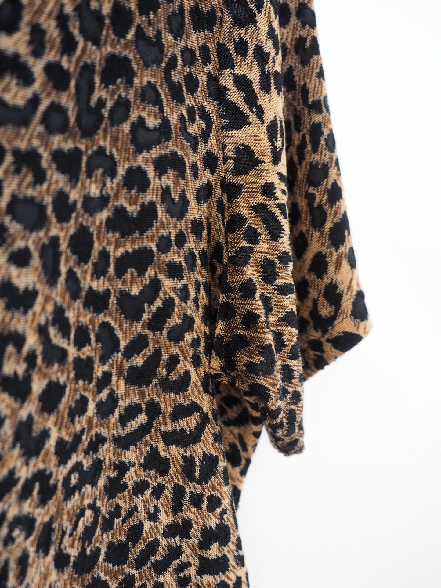 Pre-Owned Vintage Basics Leopard Top (S)