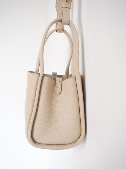 Pre-Owned Songmont Song Bag Small
