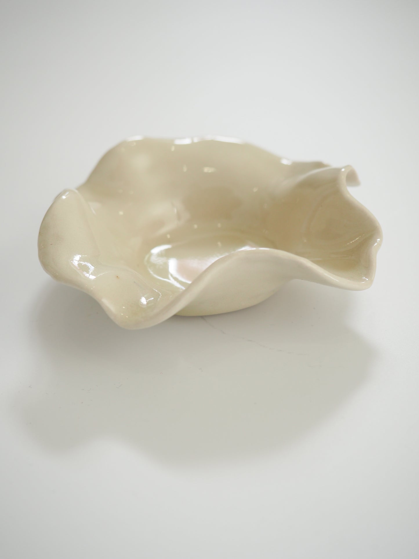 Ceramic Wave Catch-All Bowl