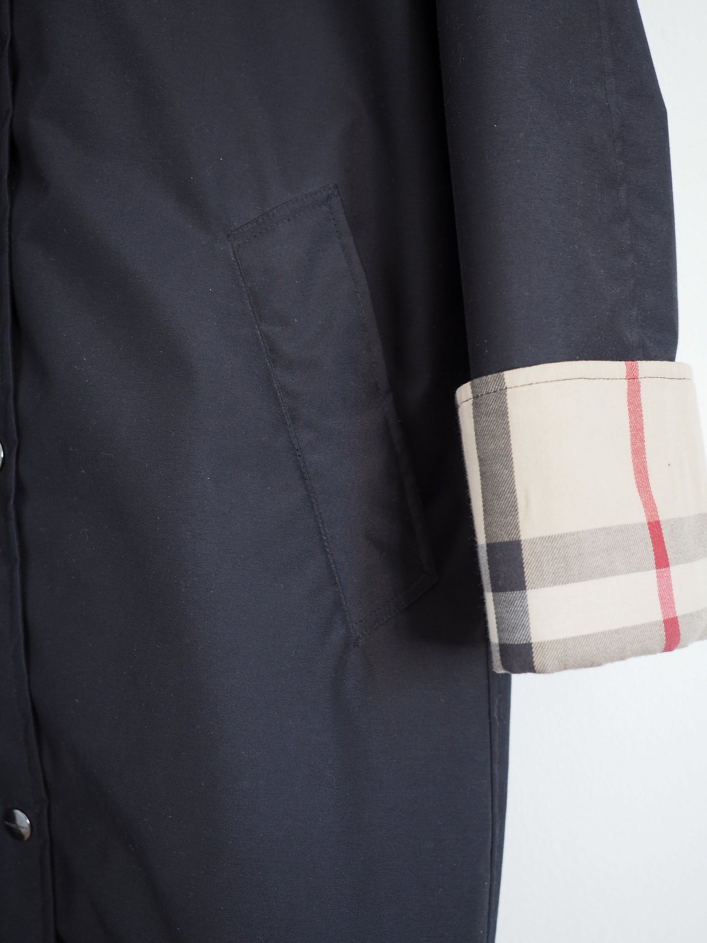Pre-Owned Burberry Trench Coat (M)