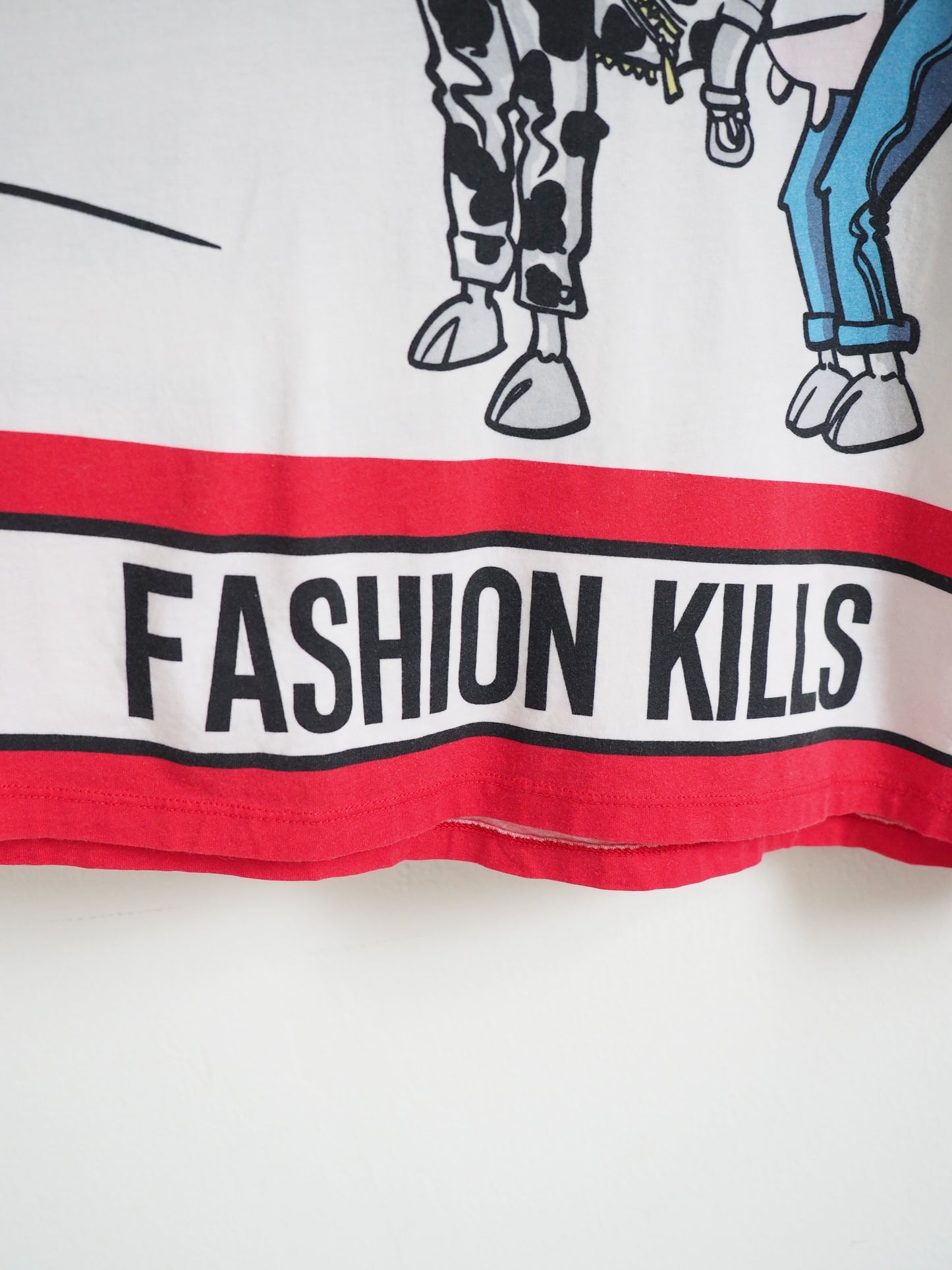 Pre-Owned MOSCHINO Couture! 2016 Smoking Kills T-Shirt (M)