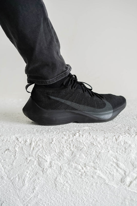 Pre-owned NIKE Vapor Street Flyknit Black 12